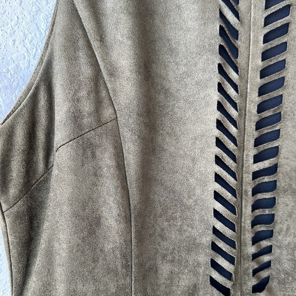 Blush Noir Faux Suede Dress Size M - Picture 5 of 15